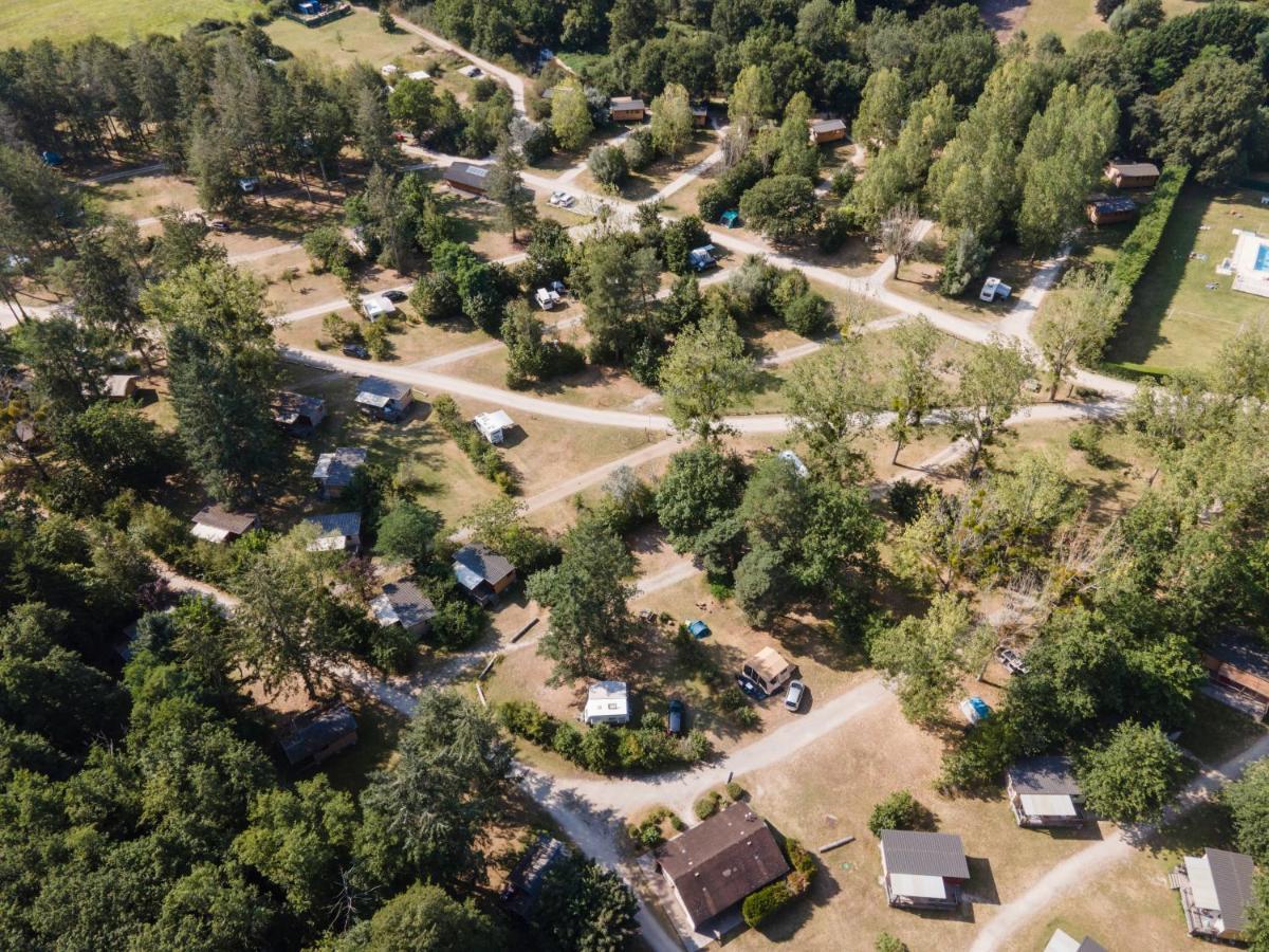 Campsite Huttopia Les Chateaux Bracieux